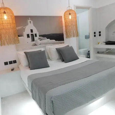 Caldera Center Hotel 4*